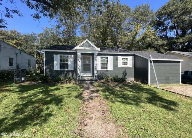 Property at 802 Farmer St, Cleveland, MS 38732, 3 beds, 2 baths