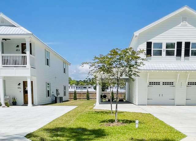 Property at 437 Webster St, Bay Saint Louis, MS 39520, 6 beds, 6.5 baths