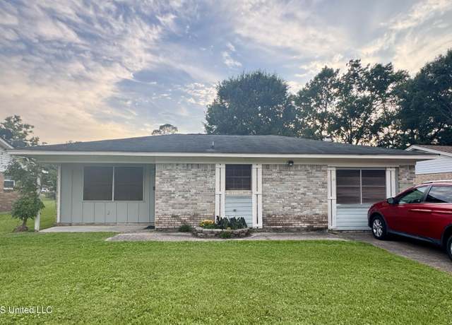 Property at 3607 Pentagon Ave, Pascagoula, MS 39581, 3 beds, 2 baths