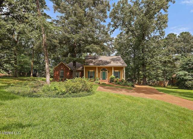 Property at 136 Aspen Dr, Madison, MS 39110, 4 beds, 2 baths