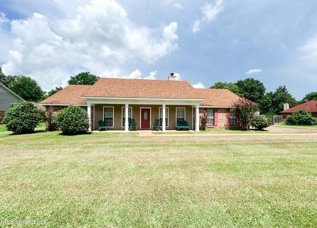 Property at 378 Siwell Meadows Dr, Byram, MS 39272, 3 beds, 2 baths