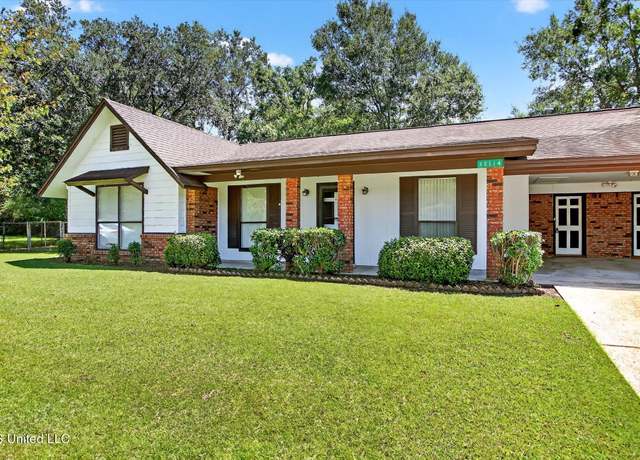 Property at 12114 Edington Pl, Gulfport, MS 39503, 3 beds, 2 baths