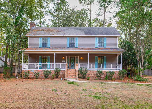 Property at 545 Dixton Dr, Brandon, MS 39047, 4 beds, 2.5 baths