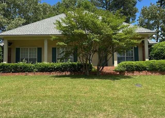 Property at 214 Boxwood Cir, Brandon, MS 39047, 3 beds, 2 baths
