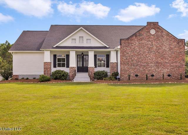 Property at 6408 Seawinds Blvd, Biloxi, MS 39532, 4 beds, 3.5 baths
