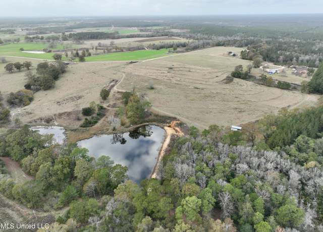 Property at 20 Otho Davis Rd, Lumberton, MS 39455