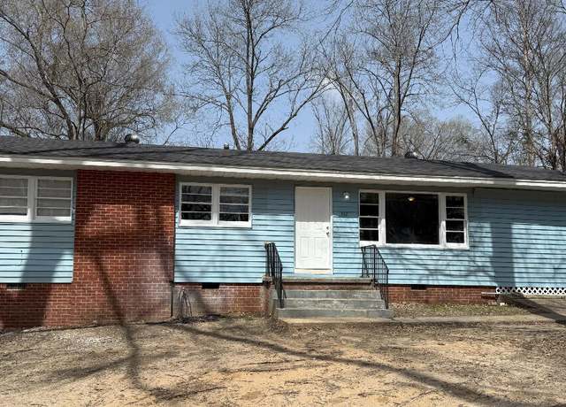 Property at 312 E E Leavell Woods Dr, Jackson, MS 39212, 4 beds, 2 baths