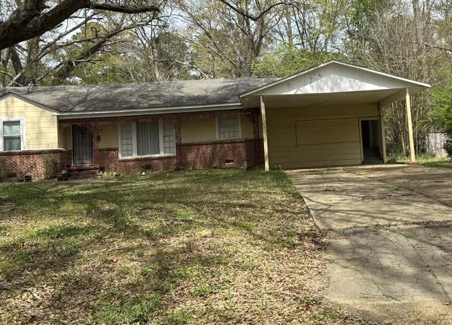 Property at 282 Iris Ave, Jackson, MS 39206, 3 beds, 2 baths