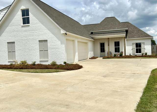Property at 938 Glenwild Cir, Canton, MS 39046, 4 beds, 3.5 baths