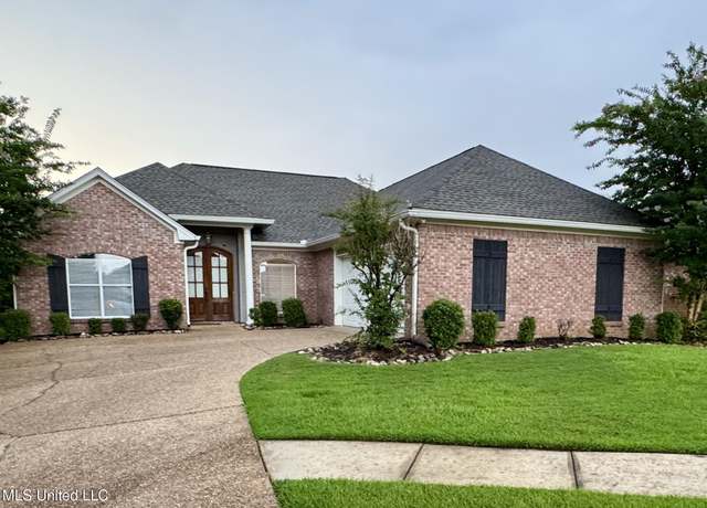 Property at 508 Oakleigh Place Pl, Brandon, MS 39047, 3 beds, 2 baths
