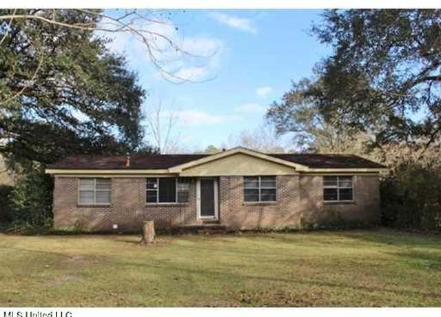 Property at 9924 Foxshire Dr, Escatawpa, MS 39552, 3 beds, 1 bath