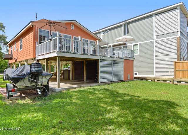 Property at 11600 Bayou View Dr, Bay Saint Louis, MS 39520, 2 beds, 1 bath