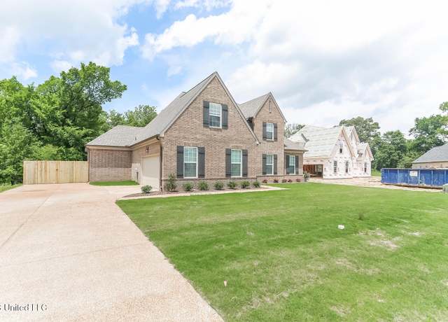 Property at 8605 Birnham Cv, Olive Branch, MS 38654, 5 beds, 3 baths