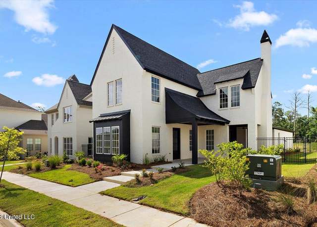 Property at 125 Water St, Madison, MS 39110, 4 beds, 4.5 baths