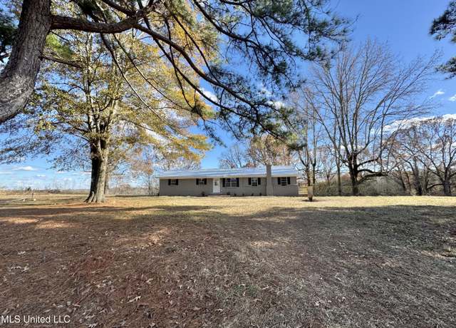 Property at 3627 Wyatte Tyro Rd, Senatobia, MS 38668, 4 beds, 2 baths