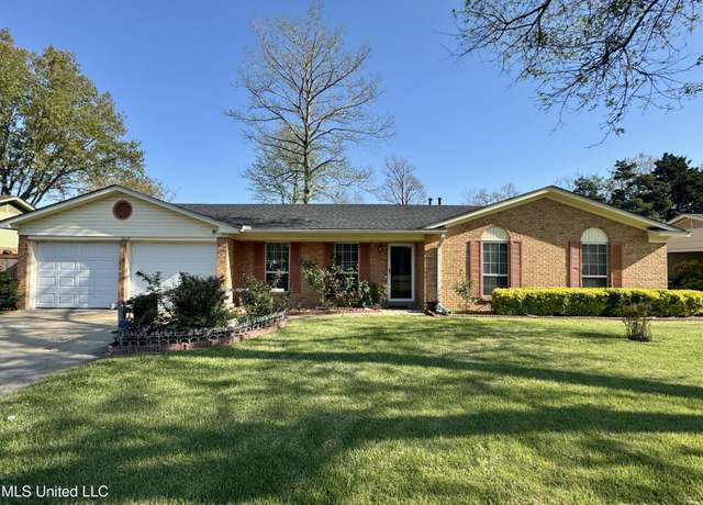 Property at 1612 College St, Cleveland, MS 38732, 4 beds, 3 baths