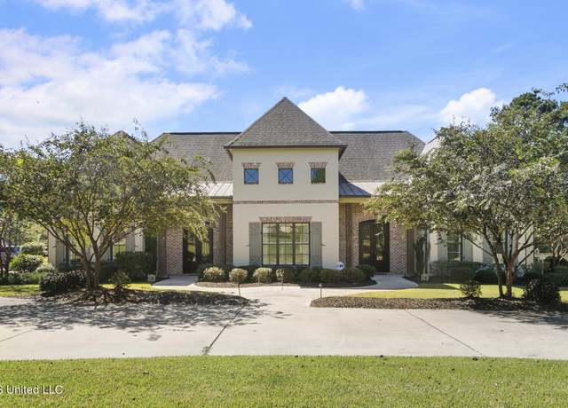 Property at 237 Hidden Oaks Dr, Ridgeland, MS 39157, 5 beds, 5 baths
