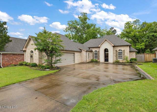 Property at 210 Penny Ln, Brandon, MS 39042, 3 beds, 2 baths