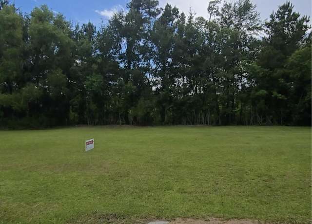 Property at 111 Pine Ridge Dr, Waveland, MS 39576