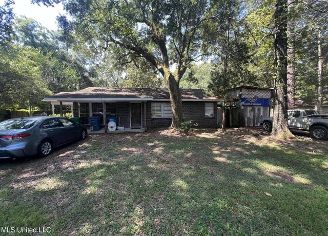 Property at 4008 Somerset Dr, Moss Point, MS 39562, 3 beds, 1 bath
