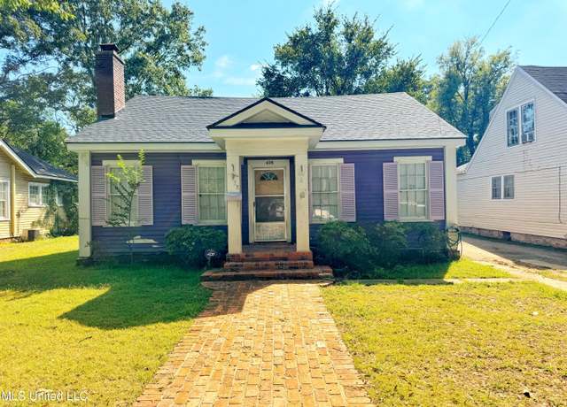 Property at 428 Maple Ave, Clarksdale, MS 38614, 2 beds, 1 bath