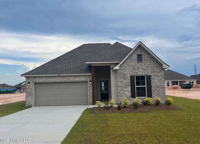 Property at 7745 Claymont Cir, Ocean Springs, MS 39564, 3 beds, 2 baths