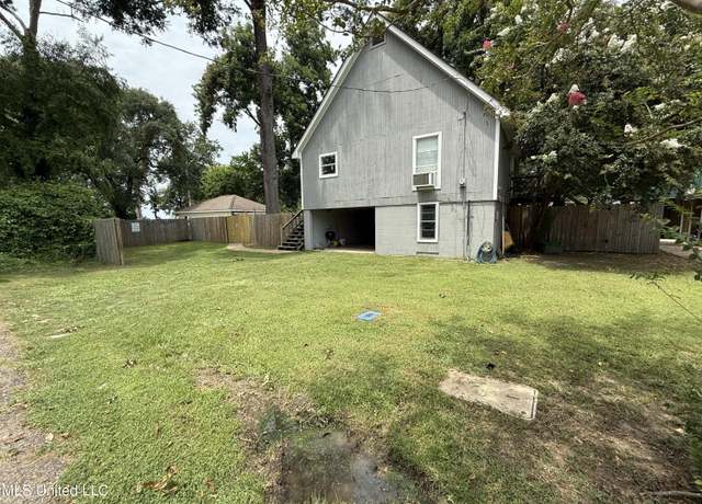 Property at 98 Ashley St, Vicksburg, MS 39183, 2 beds, 1 bath