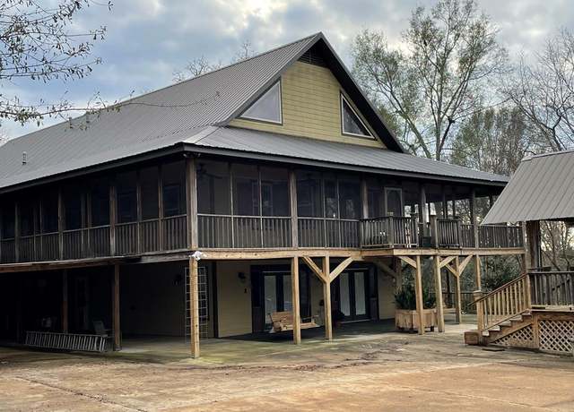 Property at 83 Jayess Rd, Tylertown, MS 39667, 3 beds, 4 baths