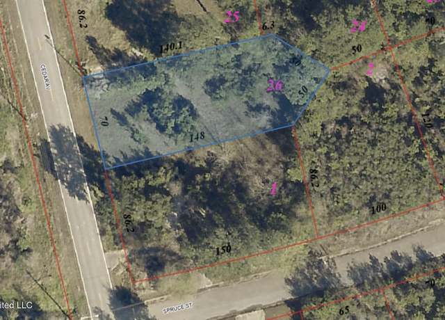 Property at 560 Cedar Ave, Pass Christian, MS 39571