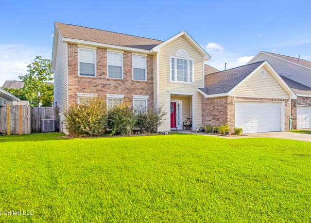 Property at 18123 Lake Vista Dr, Gulfport, MS 39503, 3 beds, 2.5 baths