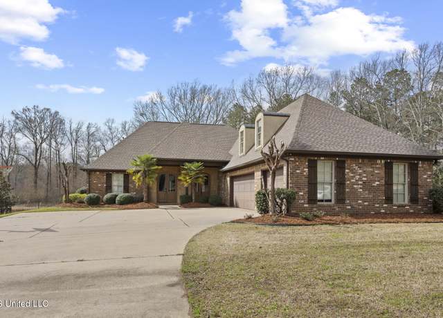 Property at 321 Buckingham Ct, Ridgeland, MS 39157, 5 beds, 3.5 baths