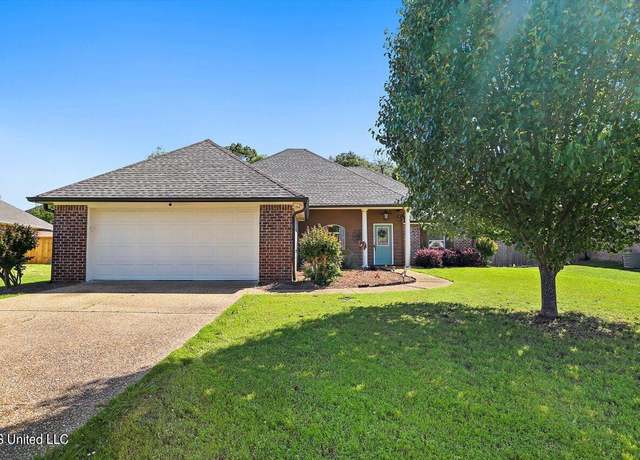 Property at 203 Camelot Way, Brandon, MS 39047, 3 beds, 2 baths