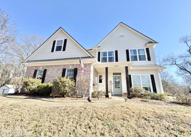 Property at 2640 Hickory Hill Dr, Nesbit, MS 38651, 3 beds, 2.5 baths