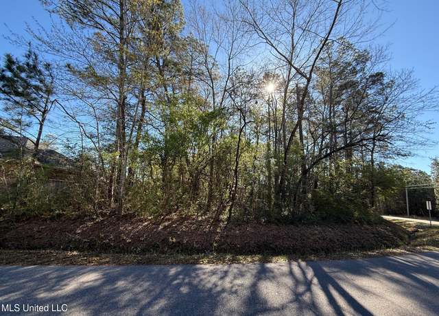 Property at 5720 Alkii Way, Diamondhead, MS 39525