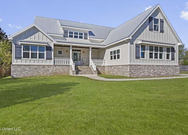 Property at 107 Seabrook Dr, Waveland, MS 39576, 4 beds, 3.5 baths