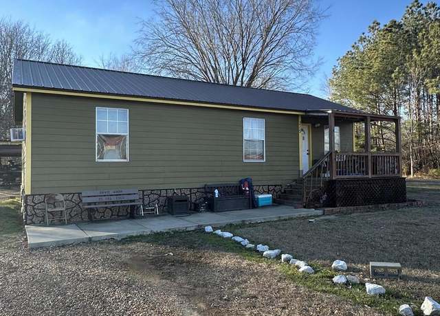 Property at 315 Kirby Ave, Pelahatchie, MS 39145, 4 beds, 2 baths