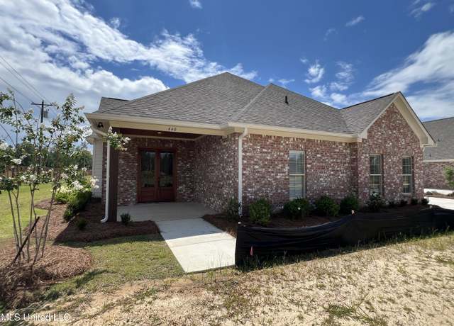 Property at 440 Freedom Ring Dr, Brandon, MS 39047, 2 beds, 2 baths