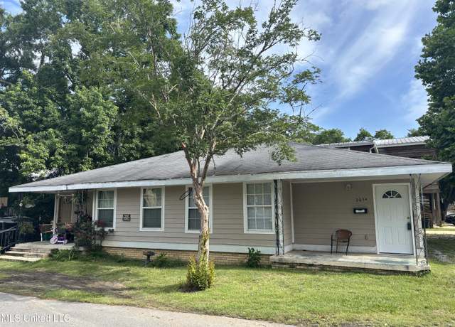 Property at 265 Graham Ave, Biloxi, MS 39530, 4 beds, 2 baths