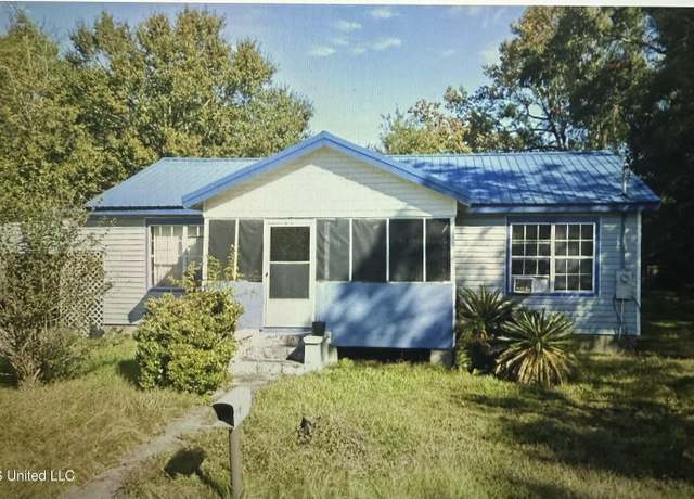 Property at 5137 Bay Ave, Moss Point, MS 39563, 3 beds, 2 baths