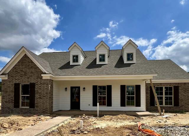 Property at 2122 Scott Meadows Ln, Hernando, MS 38632, 4 beds, 2 baths