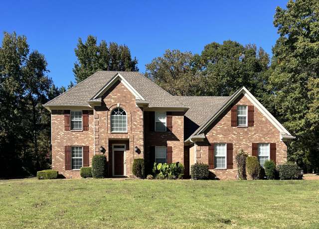 Property at 10010 Green Forest Dr, Hernando, MS 38632, 4 beds, 2.5 baths