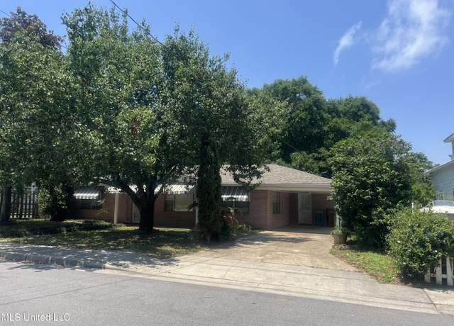 Property at 241 Iroquois St, Biloxi, MS 39530, 3 beds, 2 baths