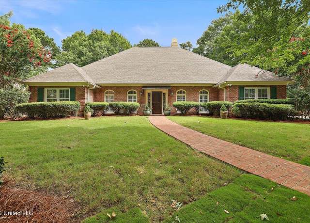 Property at 210 Bellewood Ct, Ridgeland, MS 39157, 5 beds, 4.5 baths