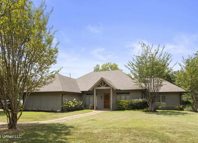 Property at 4415 Henderson Rd, Byram, MS 39272, 3 beds, 2 baths