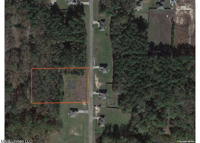 Property at 108 Forest Lake Dr, Byram, MS 39272