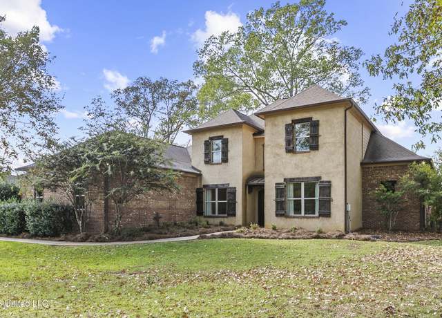 Property at 105 Wildwood Dr, Madison, MS 39110, 4 beds, 3.5 baths