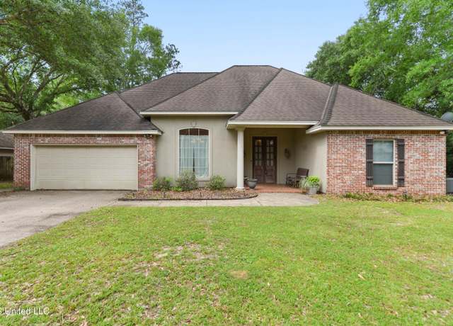 Property at 63722 N Diamondhead Dr, Diamondhead, MS 39525, 4 beds, 2.5 baths