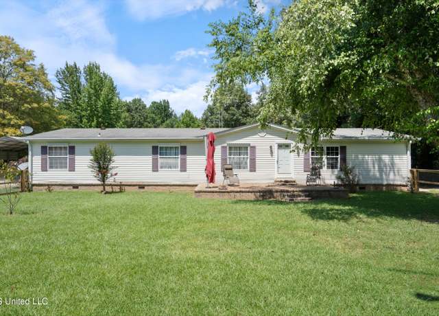 Property at 4886 Marianna Rd, Holly Springs, MS 38635, 3 beds, 3 baths