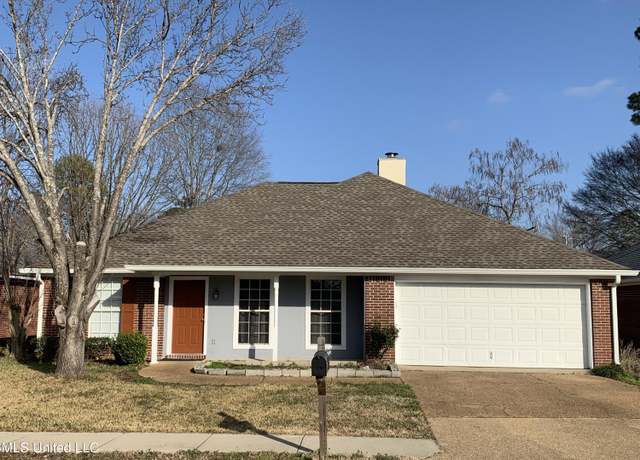Property at 561 Acorn Ln, Brandon, MS 39047, 3 beds, 2 baths