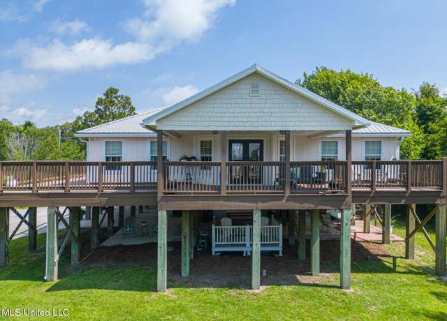 Property at 129 Marcie Dr, Long Beach, MS 39560, 4 beds, 3 baths